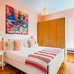 Rent 3 bedroom apartment of 110 m² in Lisboa