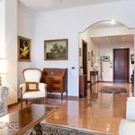 Rent 2 bedroom apartment of 138 m² in Roma