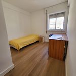 Rent 4 bedroom apartment in Sines