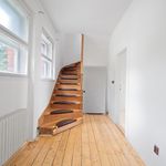 Rent 8 bedroom house of 360 m² in Prague