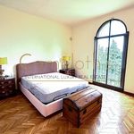 Rent 5 bedroom house of 550 m² in Fiesole