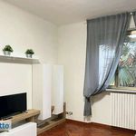 Rent 1 bedroom house of 70 m² in Milano