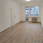 Pronajměte si 6 ložnic/e byt o rozloze 60 m² v Chomutov