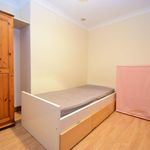 Rent 4 bedroom apartment in Gateshead