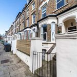 Rent a room of 65 m² in London