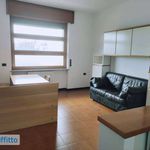 Rent 4 bedroom apartment of 76 m² in Milano