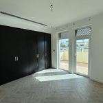 Rent 3 bedroom house of 284 m² in Dubai