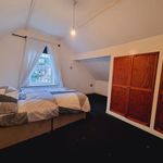 Rent 5 bedroom house in Bradford