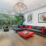 Rent 7 bedroom house of 650 m² in New York