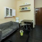 Rent a room of 80 m² in Madrid