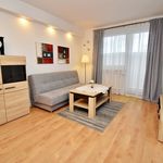 Wynajmij 2 sypialnię apartament z 40 m² w Warsaw