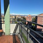 Affitto 2 camera appartamento di 61 m² in Torino