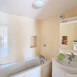 Rent 2 bedroom apartment of 48 m² in Salon-de-Provence