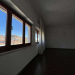 Affitto 4 camera appartamento di 115 m² in Montegiorgio