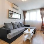 Najam 2 spavaće sobe stan od 51 m² u Split