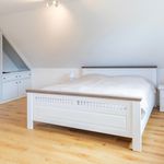 Miete 4 Schlafzimmer wohnung von 140 m² in Krummbek