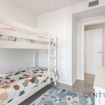 Rent 3 bedroom apartment of 140 m² in València