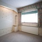 Rent a room of 240 m² in Redbridge