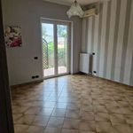 Rent 5 bedroom house of 150 m² in Aprilia