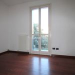 Affitto 3 camera appartamento di 95 m² in Lecco