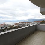 Najam 4 spavaće sobe stan od 140 m² u Rijeka