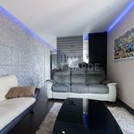 Rent 2 bedroom apartment of 75 m² in Suresnes