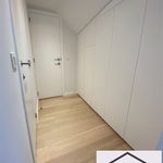 Rent 1 bedroom apartment of 69 m² in Elsene