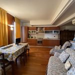 Rent 1 bedroom apartment of 62 m² in Padova