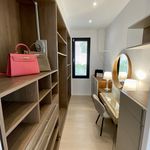 Rent 4 bedroom house of 390 m² in Vélez-Málaga