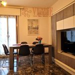Affitto 4 camera appartamento di 112 m² in Venice
