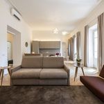 Affitto 2 camera appartamento di 121 m² in Florence