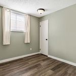 Rent 4 bedroom apartment in 139