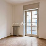 Affitto 5 camera appartamento di 190 m² in Verona