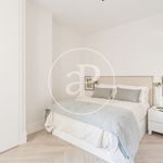 Rent 3 bedroom apartment of 199 m² in Madrid