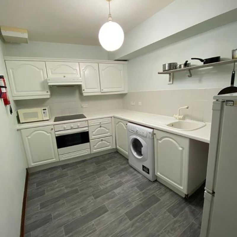 2 Bedroom Flat to Rent at Edinburgh, Leith, Leith-Links, England South Leith