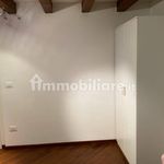 Affitto 5 camera casa di 250 m² in Bologna