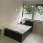 Rent 3 bedroom house of 49 m² in Debrecen