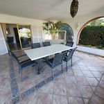 Rent 4 bedroom house of 592 m² in Nueva Andalucía