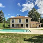 Rent 7 bedroom house of 250 m² in Commugny