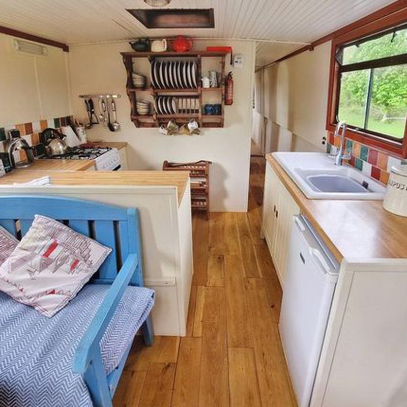 Houseboat to rent in Blagdon Water, Holsworthy EX22 Whitstone