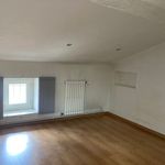 Rent 5 bedroom apartment of 96 m² in Tassin-la-Demi-Lune