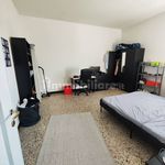 Affitto 3 camera appartamento di 70 m² in Pavia
