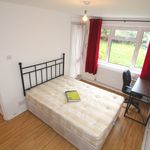 Rent 4 bedroom apartment in Kingston upon Thames