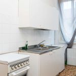 Rent a room of 45 m² in Milano