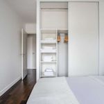 Rent 2 bedroom apartment of 70 m² in Levallois-Perret