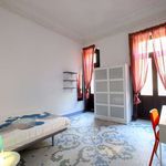 Rent a room of 300 m² in Catarroja