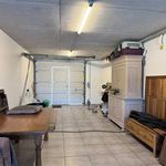 Rent 2 bedroom house of 586 m² in Sint-Niklaas