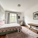 Huur 4 slaapkamer appartement van 284 m² in Ixelles