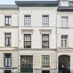 Appartement de 386 m² avec 5 chambre(s) en location à Brussel