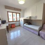 Affitto 4 camera appartamento di 160 m² in Genova